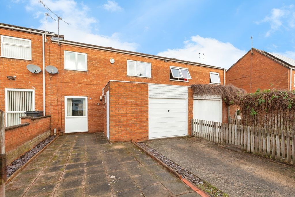 Property photo 1 of 18 Front