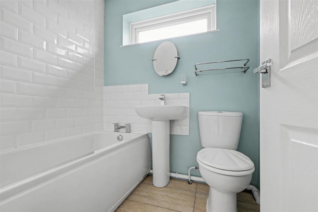 Additional image 11 of 2 bed end terrace house to rentHighgate Close, Carlton, Nottingham NG4