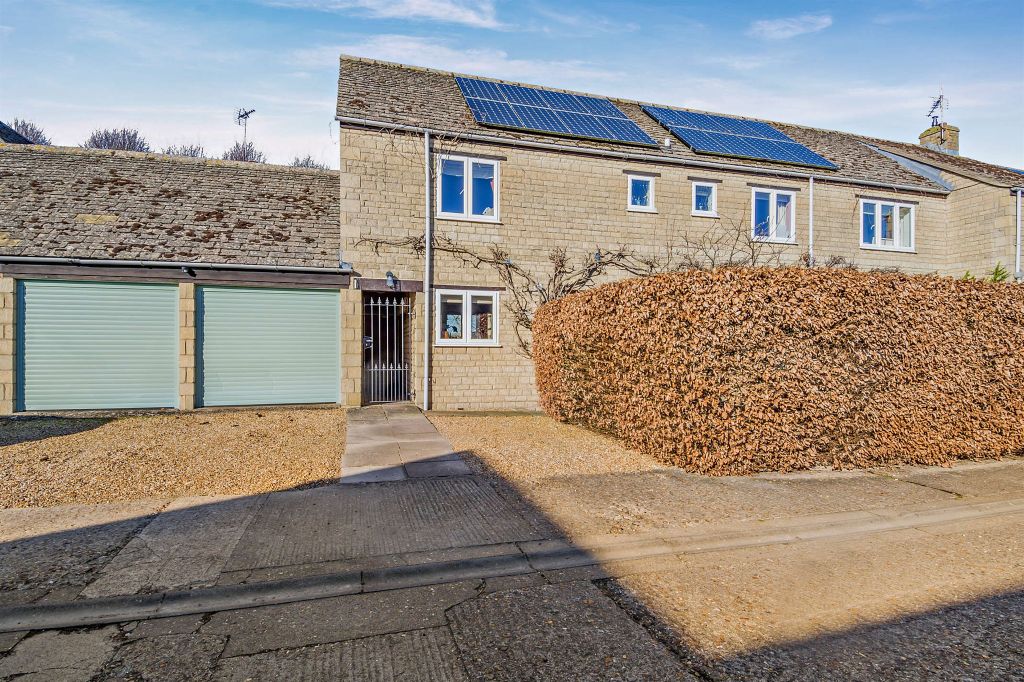 Property photo 3 of 15