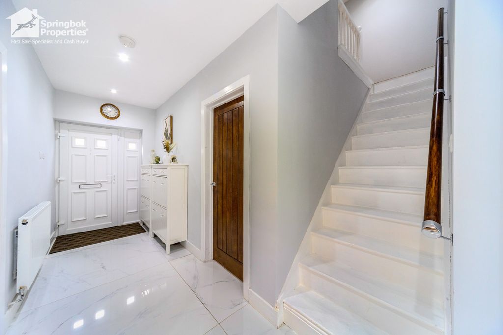 Property photo 2 of 22 Image 2