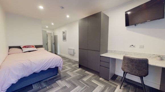 Property photo 1 of 8 8073928.Jpg