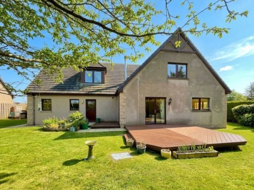 Property photo 3 of 28