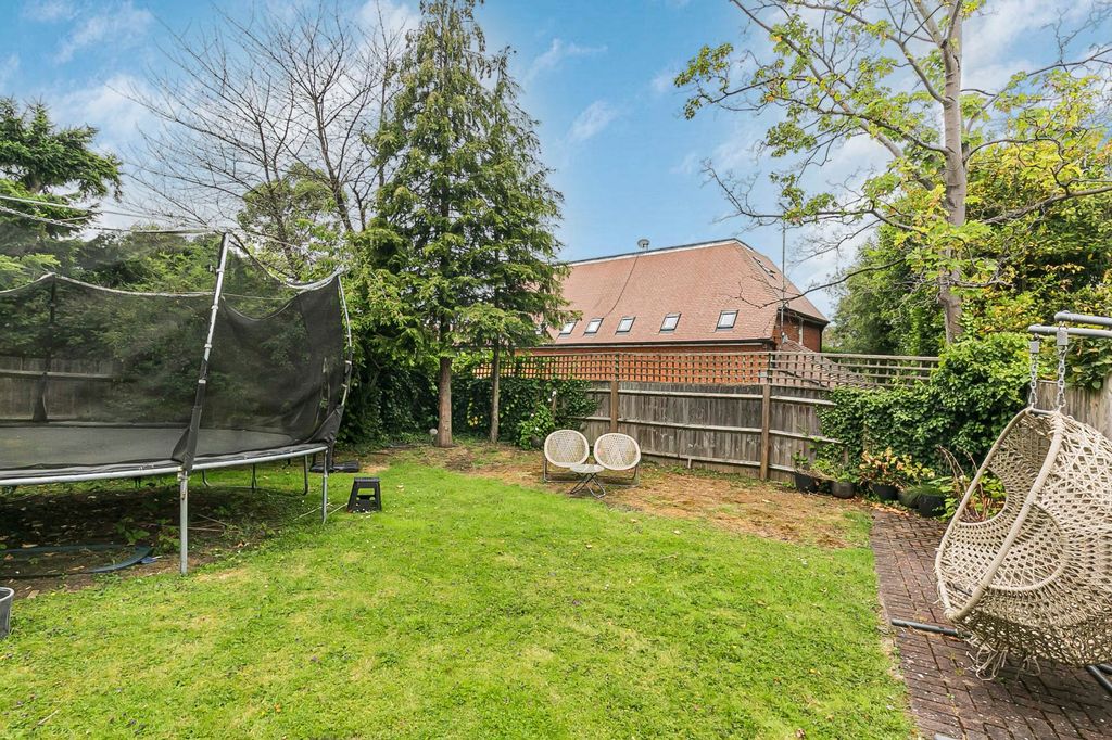 Property photo 3 of 16 Picture No. 14