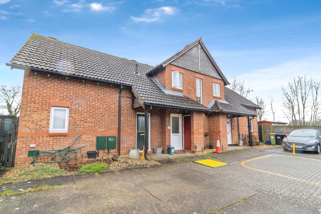 Property photo 1 of 11