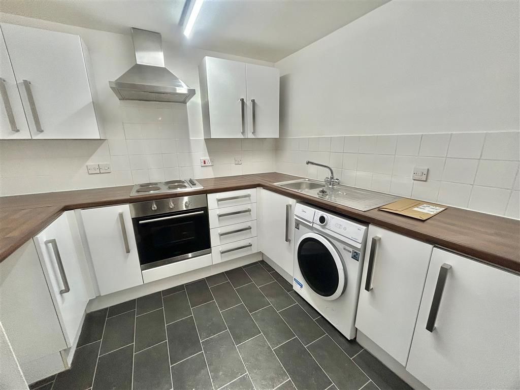 Property photo 1 of 8 Image