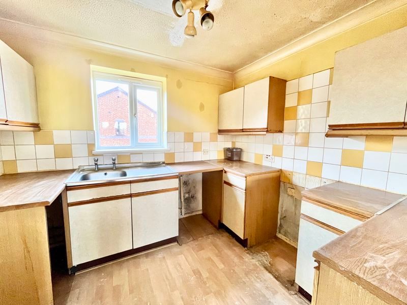 Property photo 3 of 7 Photo 2