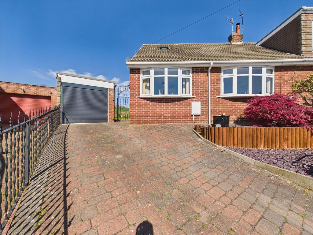 Property photo 1 of 15 External