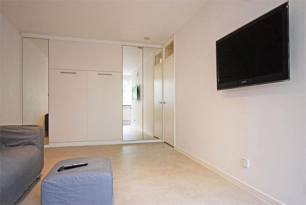 Property photo 2 of 6 2
