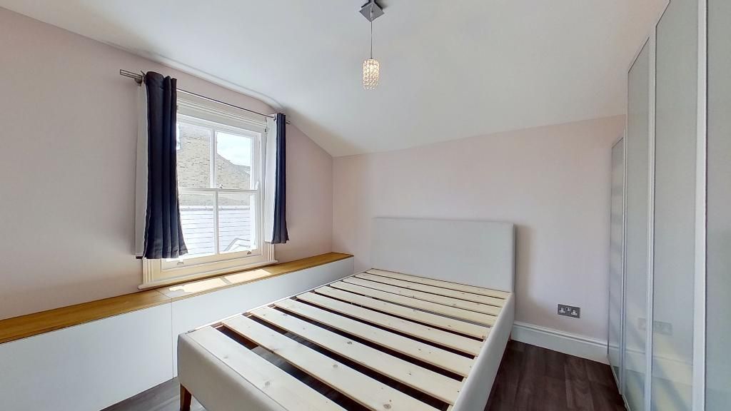 Property photo 3 of 11 Photo 3