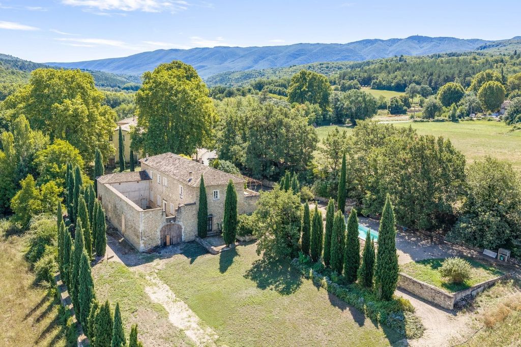 Property photo 1 of 23 Saignon / Luberon - 18th Century Provençal Mas With Character - Preserved Environment - 2.7Ha Land - Swimming Pool - Views - Independent Cottage And Apartment - 2.7Ha Land