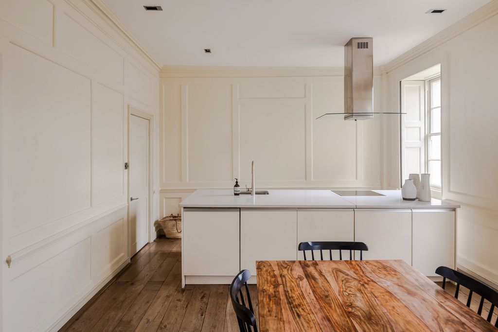 Property photo 3 of 18 334188 - 3 16 Charles Square-5.Jpeg