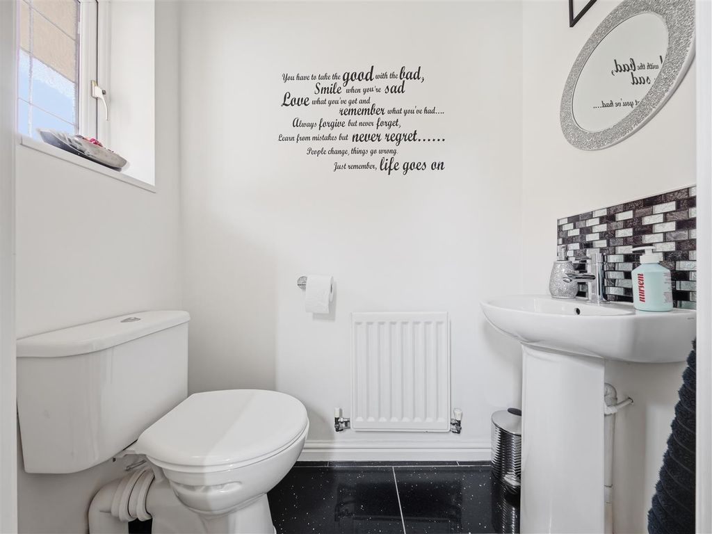 Property photo 3 of 23 Pochard (8).Jpg