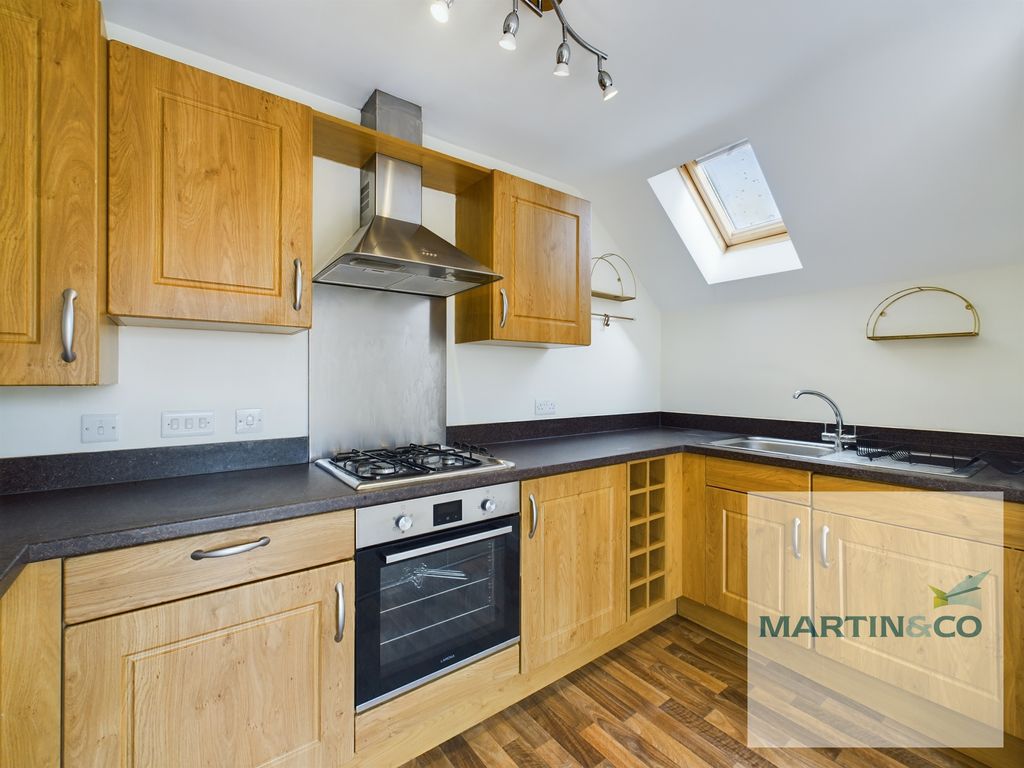 Property photo 2 of 9 Cam03663G0-Pr0018-Still003