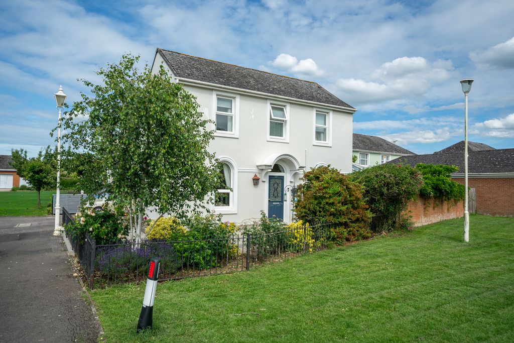 Property photo 1 of 26