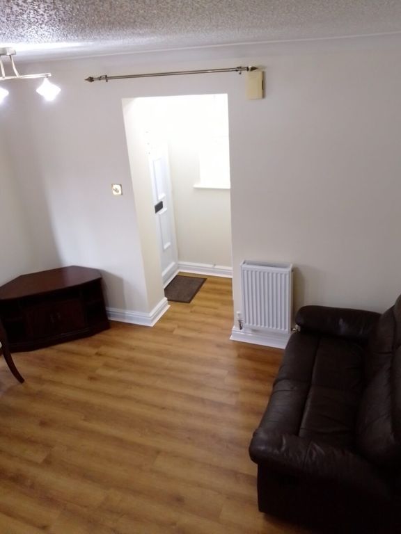 Property photo 3 of 12