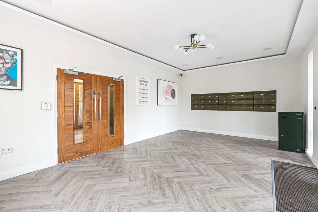 Property photo 3 of 10