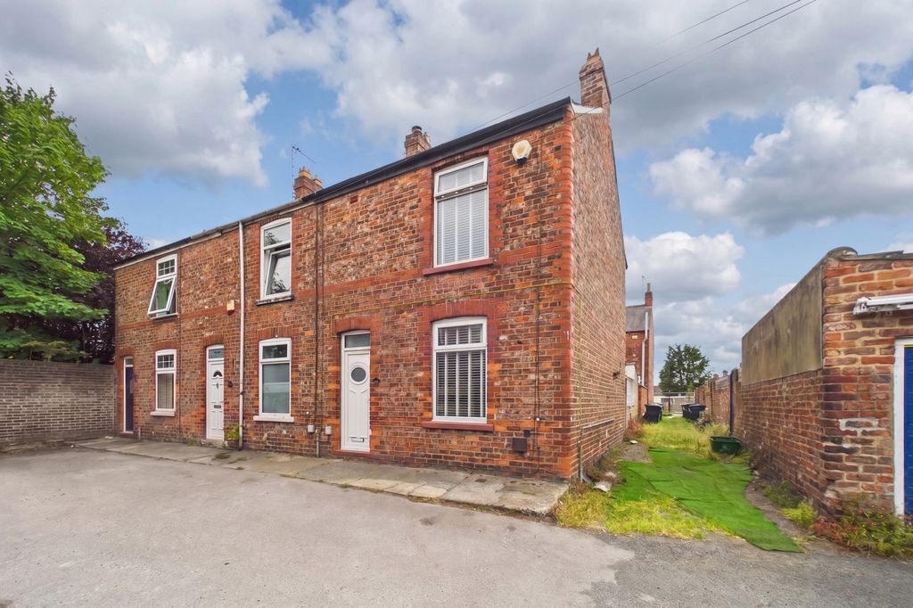 Property photo 1 of 19 Cam02279G0-Pr0136-Still002-001