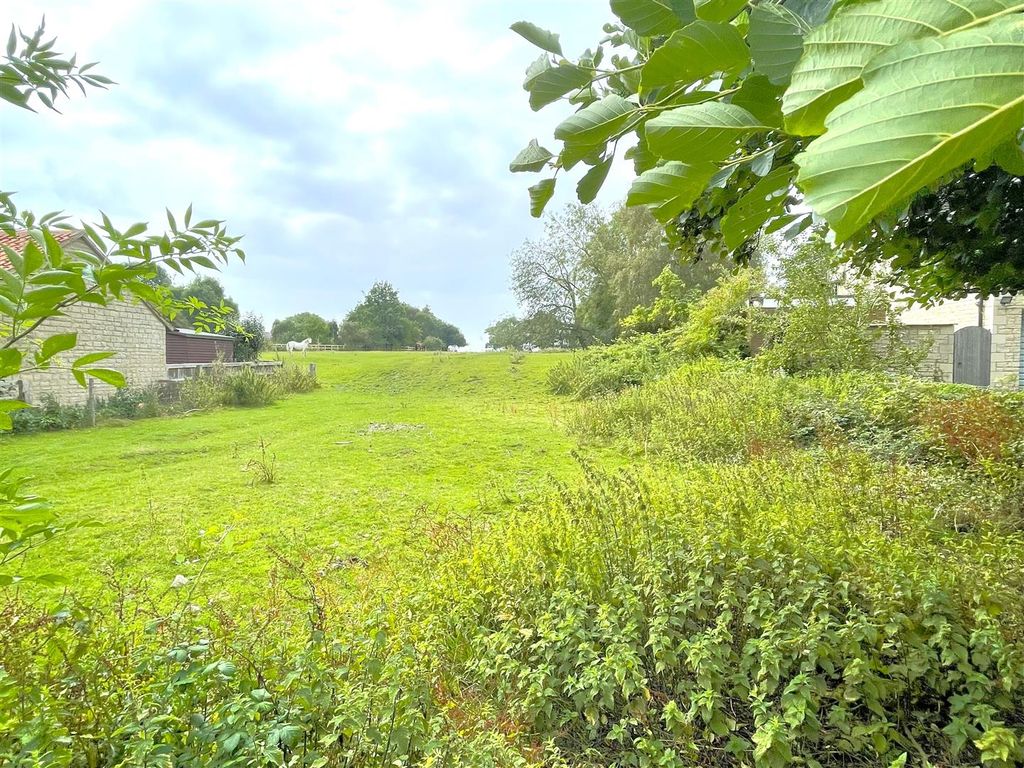 Property photo 2 of 9 Img_0059.Jpg