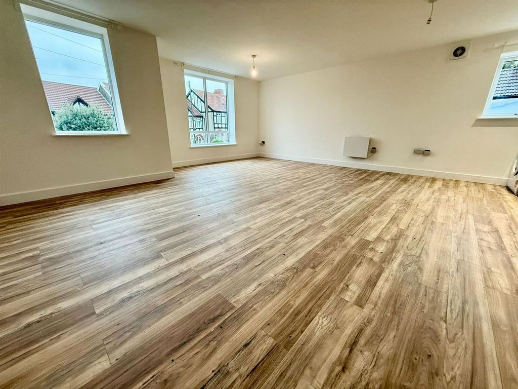 Property photo 3 of 7 A16149Aa-ee90-48Fa-9c5B-974F5d0E39Fa.Jpeg