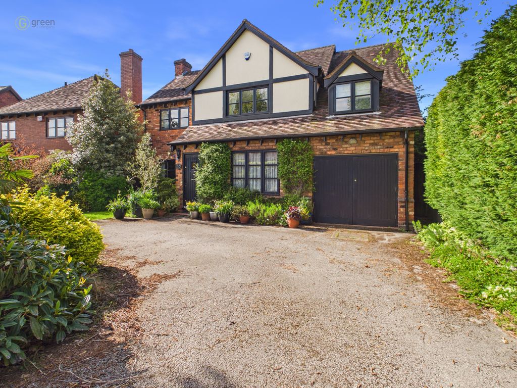 Property photo 2 of 27 Cam01698G0Pr0207Still046