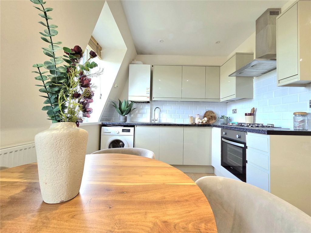 Property photo 3 of 11 Picture No. 09