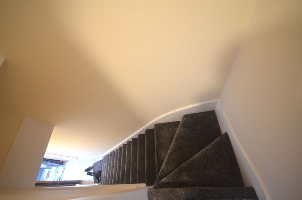 Property photo 3 of 8 Gallery