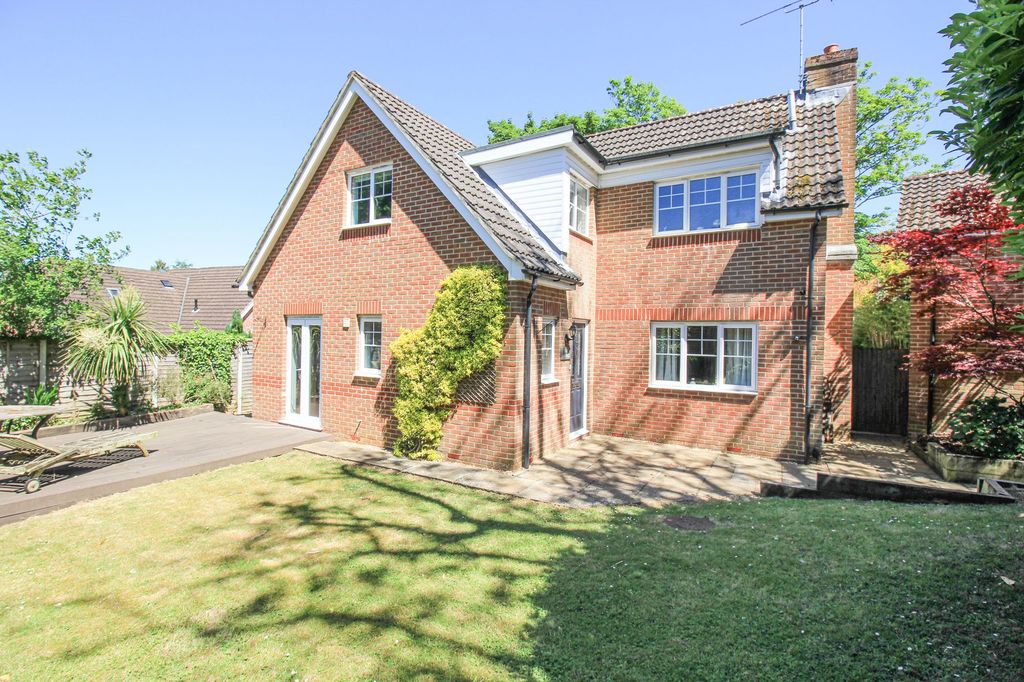 Property photo 1 of 29