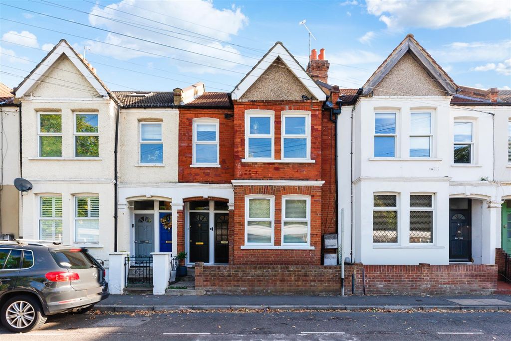 Property photo 3 of 10