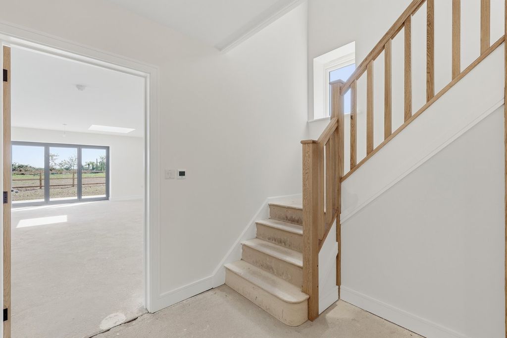 Additional image 7 of 5 bed detached house for saleOakley Gardens, Little Oakley, Harwich CO12