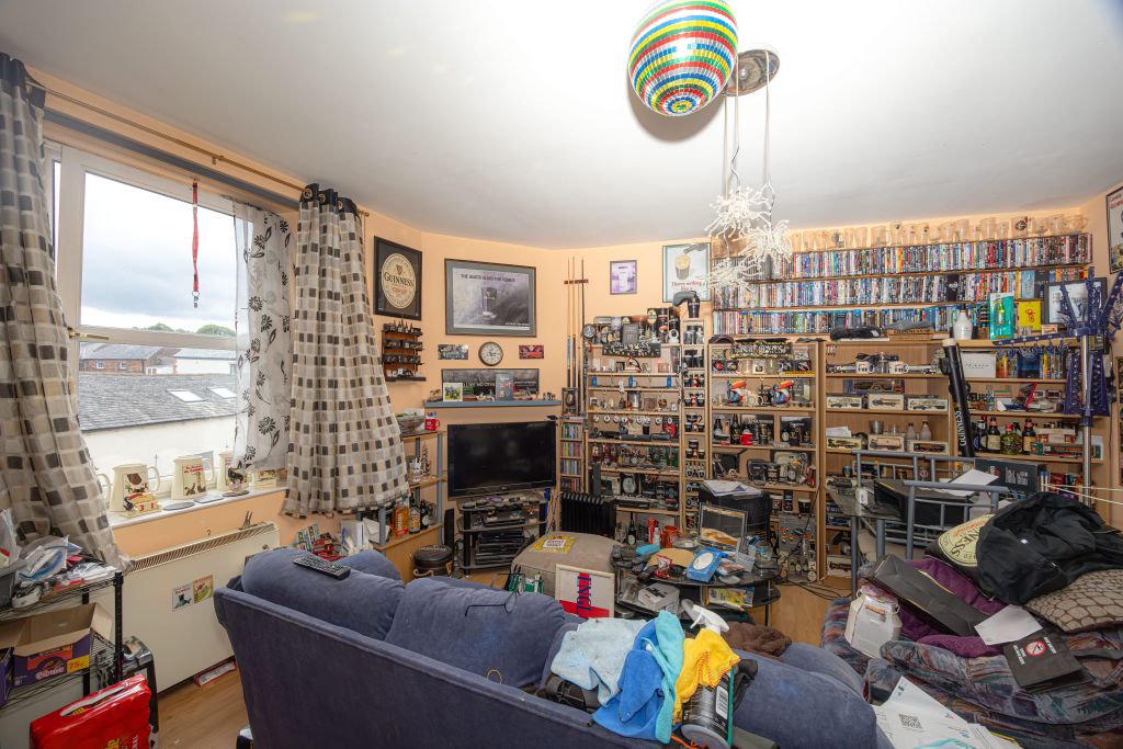 Property photo 3 of 24