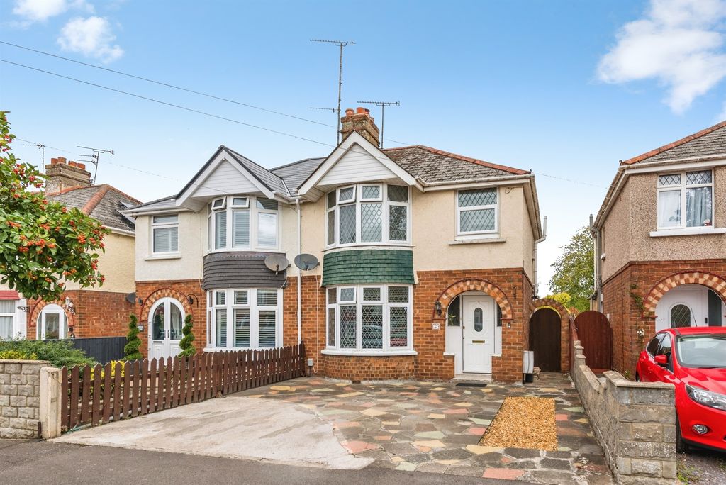 Property photo 1 of 19