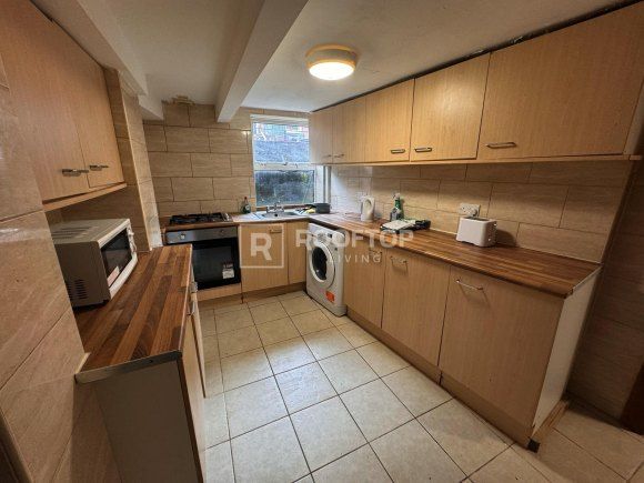 Property photo 3 of 19 8701598.Jpg