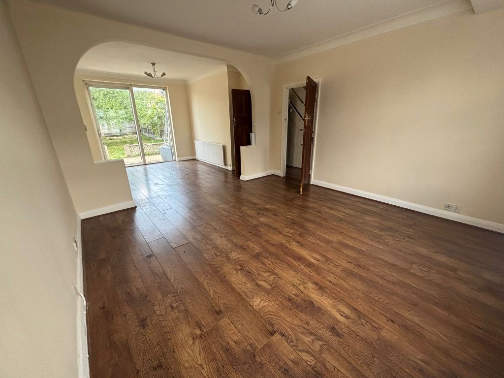 Property photo 3 of 23