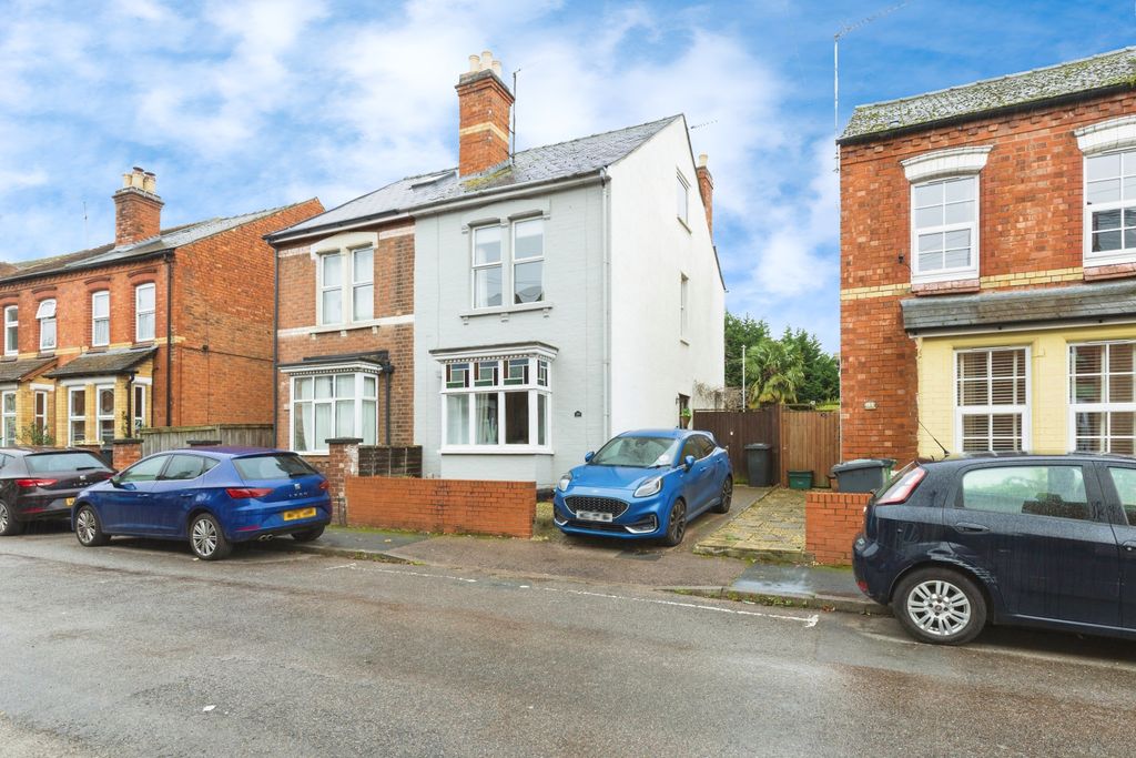 Property photo 2 of 15