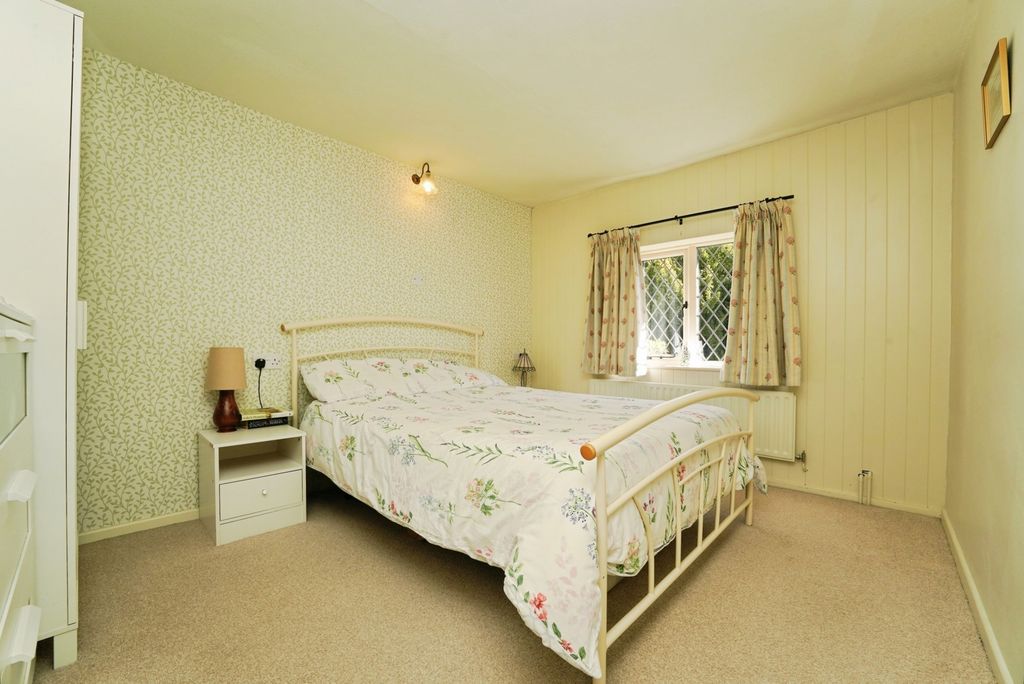 Additional image 9 of 3 bed cottage for saleHigh Street, Badsey, Worcestershire WR11