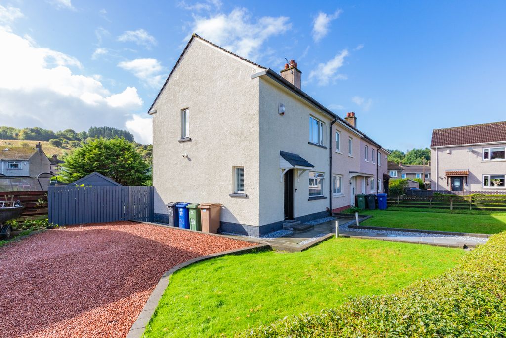 Property photo 1 of 24 30 Caplaw Road Pa2 8Qs-32