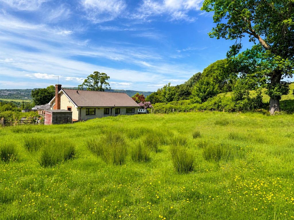 Property photo 1 of 12 1F9EE4F3-9A91-4CD4-B2C8-E203C0289829.Png