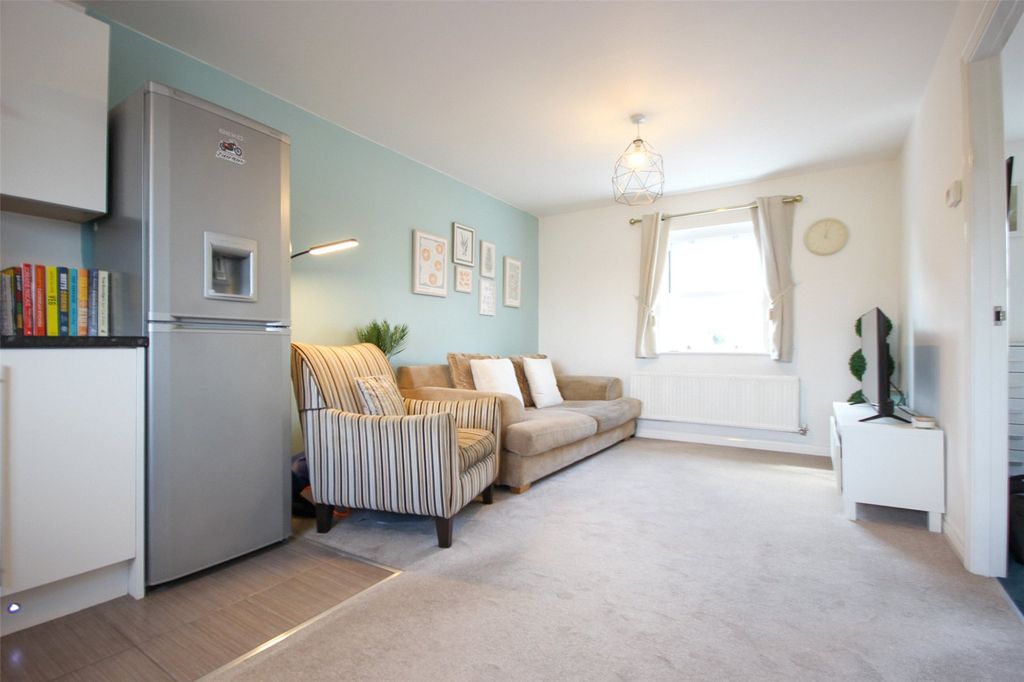Property photo 2 of 10 Picture No. 11