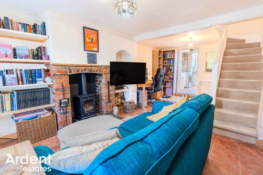 Property photo 3 of 18