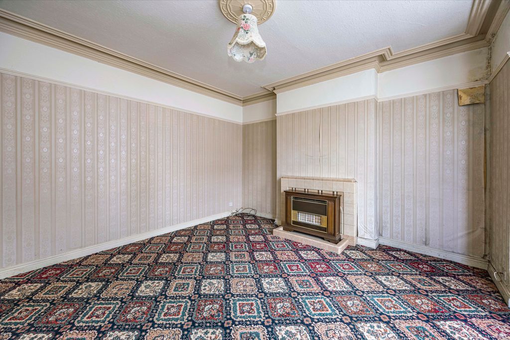 Property photo 3 of 25