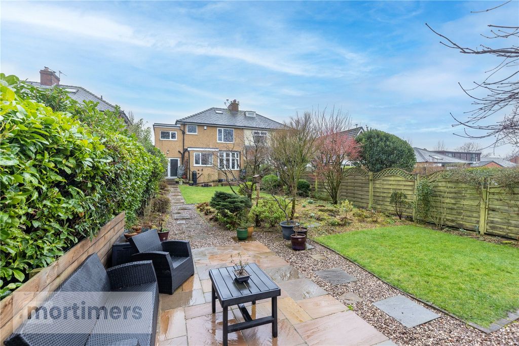 Property photo 3 of 28 Rear Garden