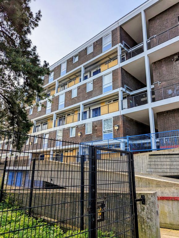 Property photo 1 of 1 Outside