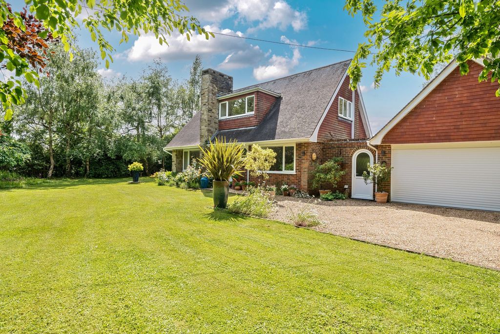 Property photo 1 of 29