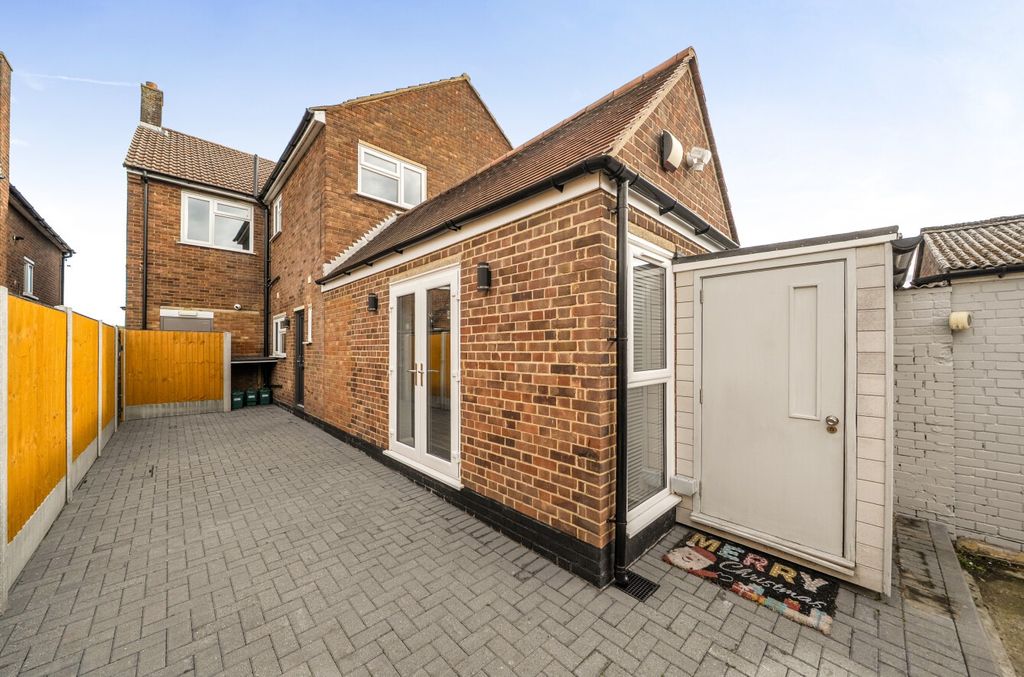 Property photo 1 of 24 4550960