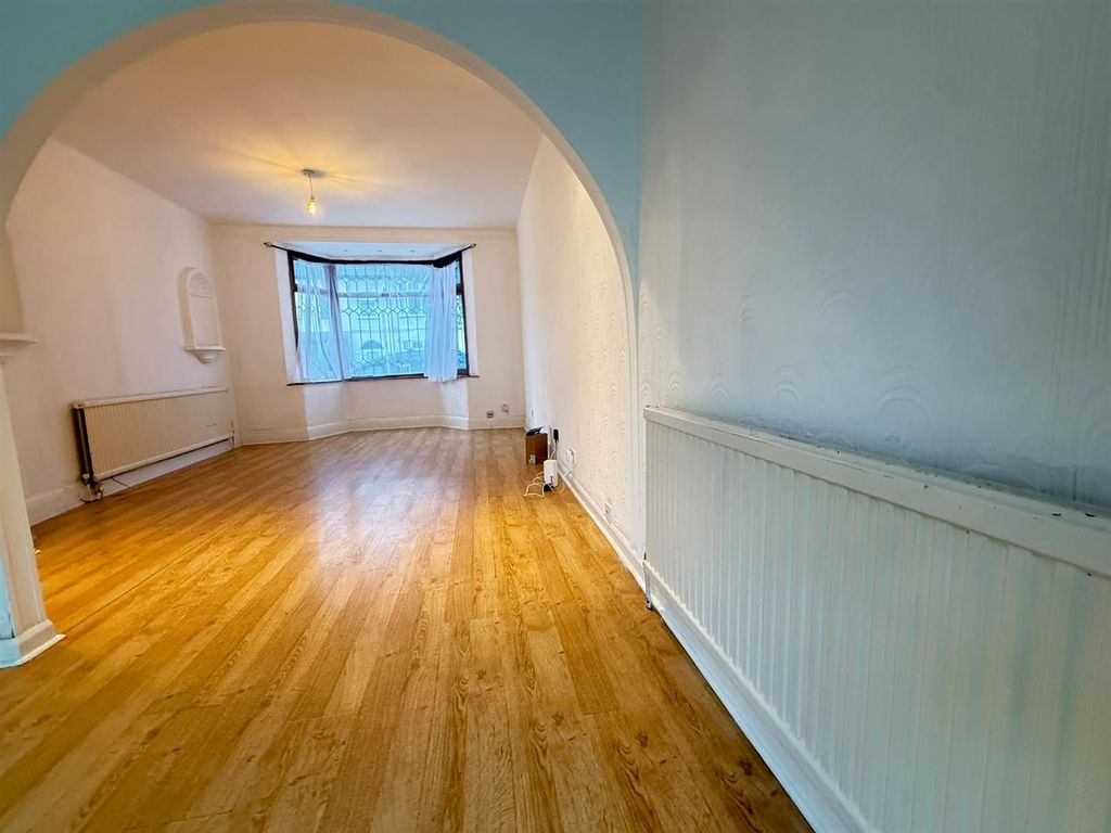 Property photo 3 of 12 Avo 3.Jpg