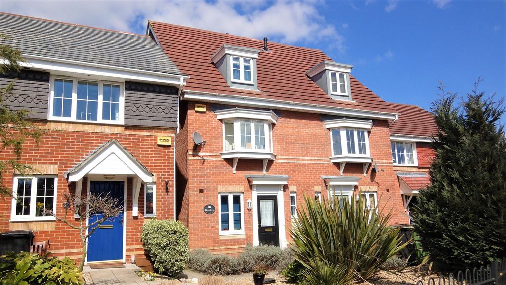 Property photo 1 of 10 Photo 01