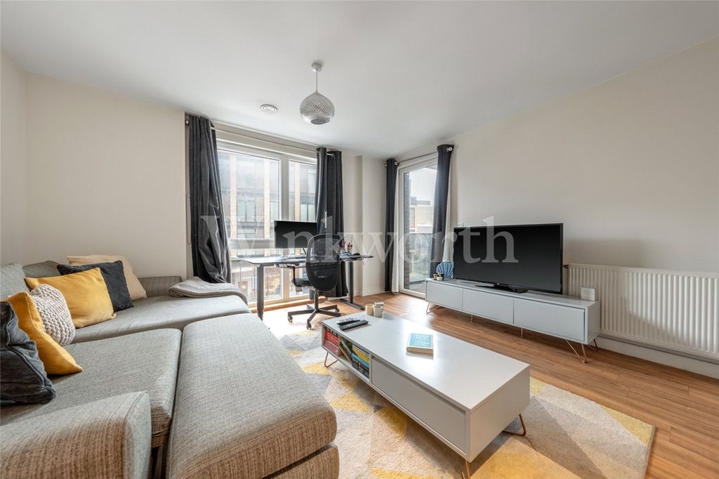 Property photo 1 of 10 Picture No. 05
