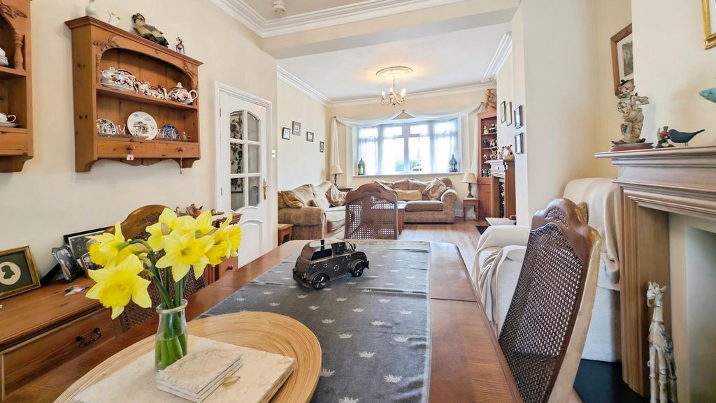 Property photo 3 of 34 22E61Ac1-Pxl_20260401_140635119.Jpg