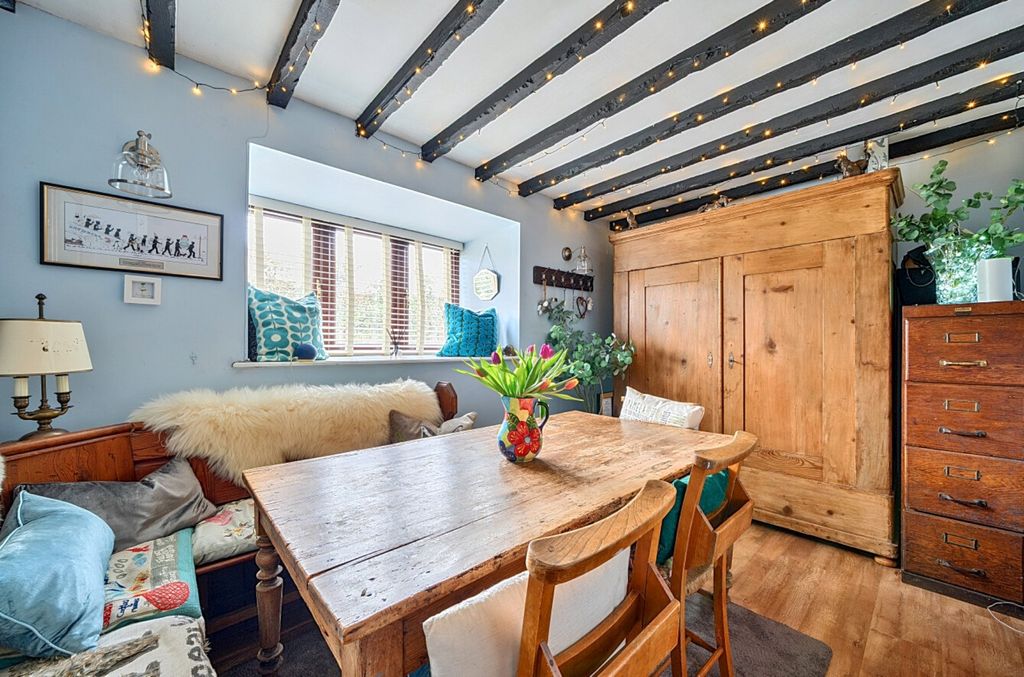 Property photo 3 of 14 3 - Picture No. 17