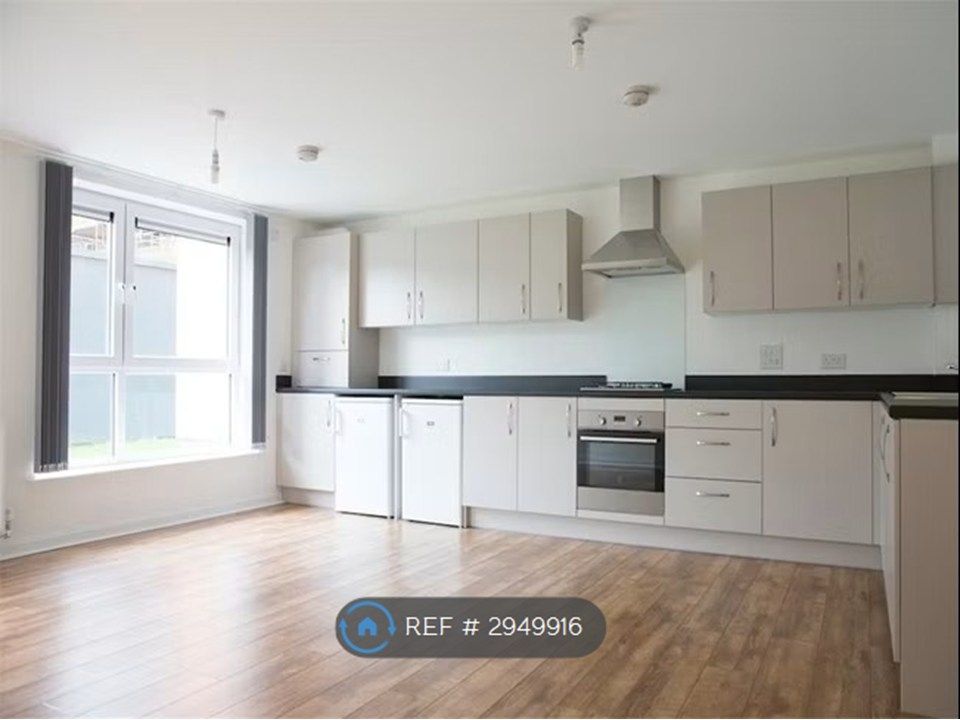 Property photo 2 of 6